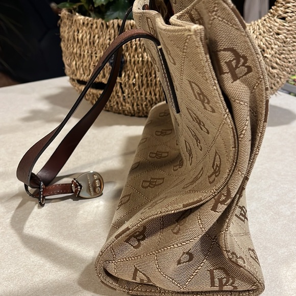 Dooney & Bourke Tan and Brown Tote Bag - Picture 7 of 15